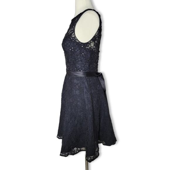 Mori Lee Lace Sequin Button Back Dress in Black Size 8 - Picture 6 of 15